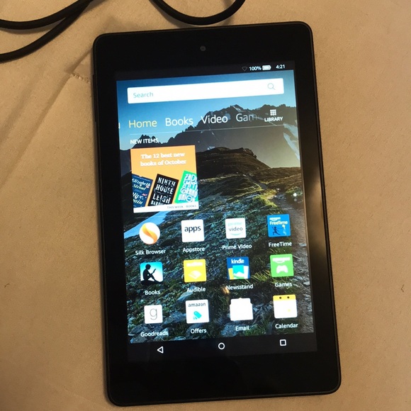 Kindle fire and case - Picture 7 of 7